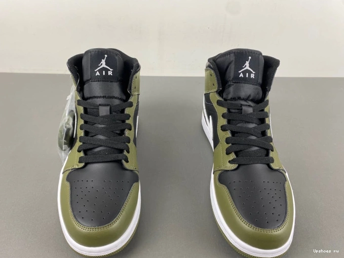 1 JORDAN mid BQ8426-092  0816
